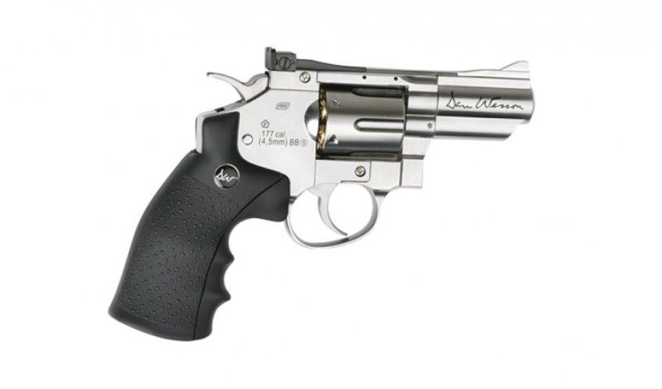 imagen de Revólveres de 2 pulgadas: Probamos los revólveres chatos de Smith & Wesson