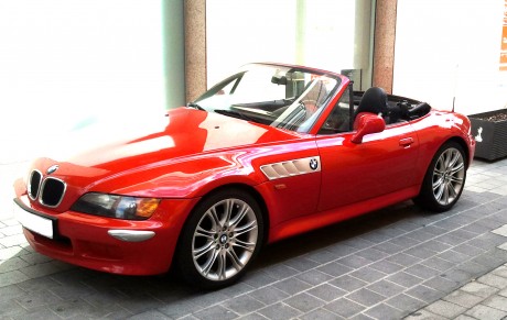 Vendo BMW Z3 Roadster Rojo ,año 96 ,  1.9 140 cv con 185.000 kilometros y en perfecto estado.ITV recien 02