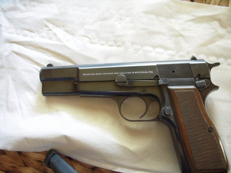 El arma se encuentra en armería de Talavera de la Reina 250,00€ los portes por cuenta del comprador   01