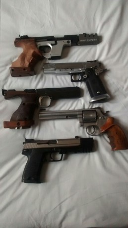 Pistola Heckler & Koch USP Match Bicolor - 400€
9mm, Sin caja, 2 cargadores.
Regalo dies del 9mm y 02