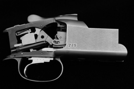 En 2012 la compañía FN Browning presento en sociedad su séptima generación del modelo B25, la Browning 60