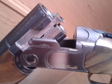 hola vendo escopeta superpuesta Beretta 682 gold sporting calibre 12 tiene cañones de 75 cms de largo 11