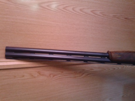 hola vendo escopeta superpuesta Beretta 682 gold sporting calibre 12 tiene cañones de 75 cms de largo 10