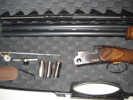 hola vendo escopeta superpuesta Beretta 682 gold sporting calibre 12 tiene cañones de 75 cms de largo 21