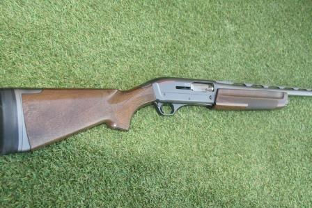 Buenas noches:
Vendo escopeta Winchester SX·3 comprada como capricho (anunciada como la semiautomática 02