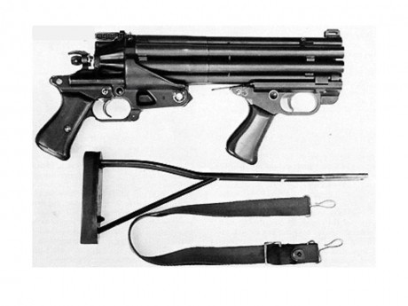 Hace unos días encontré por casualidad en una web extranjera un arma a la venta que hacía muchos años 80