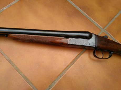 Vendo paralela Victor Sarasqueta modelo Eder, platina corta, calibre 12/70, doble gatillo y cañones cromados 00