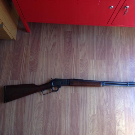 Vendo rifle Marlin de palanca modelo 1894 calibre 44 remington magnun.
Precio: 100 euros,gastos de envío 01