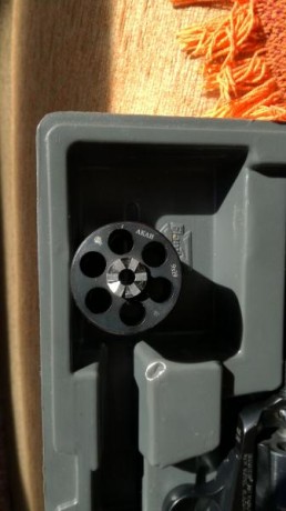 VENDIDO
Hola
por poco uso vendo este precioso revolver marca Ruger,modelo New Model Blackhawk
del 357 00