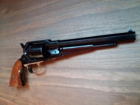 Vendo revólver remington Santa Bárbara, mítico revólver de todos conocido, de la serie 11500, está en 11