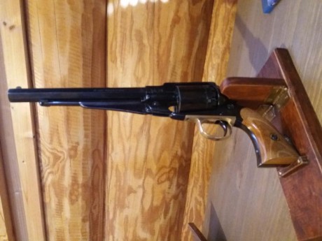 Vendo revólver remington Santa Bárbara, mítico revólver de todos conocido, de la serie 11500, está en 20