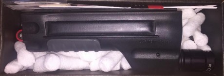 Se vende este espectacular guardamanos SUREFIRE 318LM para escopetas Remington 870 (original, no copias 02
