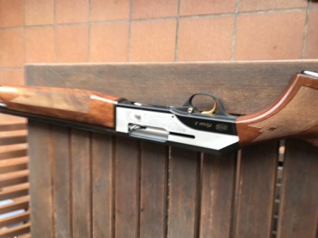 Escopeta semiautomática de gas, De la Marca BREDA modelo de lujo ARIES 2. calibre 12/76, Magnum. Practicamente 01
