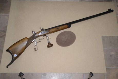 Vendo rifle de avancarga Schützen, fabricado de encargo por el armero Jesús Maria Araquistain de la empresa 02