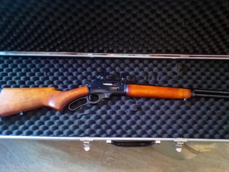 Se vende rifle Marlin 30AS, en buen estado de uso, con las maderas restauradas al aceite, se regalan las 02