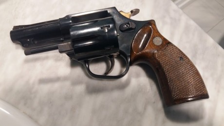 Vendo este Revolver Astra de tres pulgadas guiado en F esta muy bien conservado practicamente nuevo lo 01