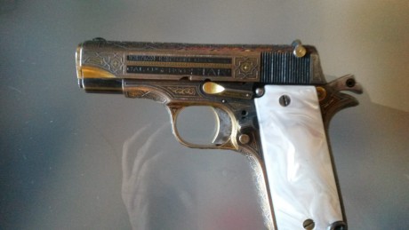 Buenas tardes 
Un amigo vende esta pistola, es una STAR modelo D, según me comenta el arma es una serie 01