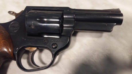 Pongo a la venta este Revolver Astra tres pulgadas guiado en F  y muy bien conservado  el arma esta en 11