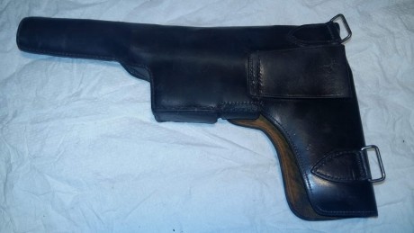 CERRAR VENDIDO GRACIAS Vendo de mi coleccion,una Funda de la pistola Berman muy bien conservada 150e dos 01