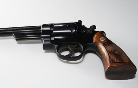 Vendo revólver Cal 357 S&W modelo 28 con frame N el más robusto de la firma, cañón 4" , doble 20