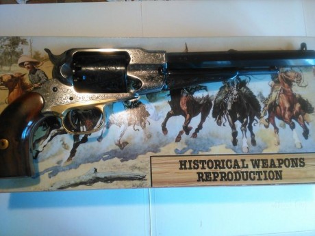 Los Remington junto a sus respectivas variantes y modelos, eran revólveres de percusión fabricados por 02
