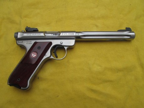Buenas, compañeros. 

Estoy interesado en adquirir una pistola Ruger MK, modelos II, III, o IV. Si alguien 12