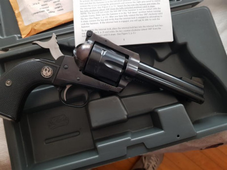 Vendo este revolver guiado en F con tambores para 9mm y 357/38. Esta perfecto y se puede probar en Cantabria. 22