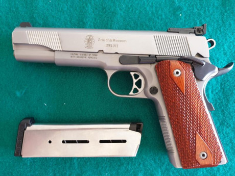 Vendo Smith & Wesson 1911 45 ACP

Inmaculada, casi sin usar. 
El arma está en Madrid.

1.000 € 02