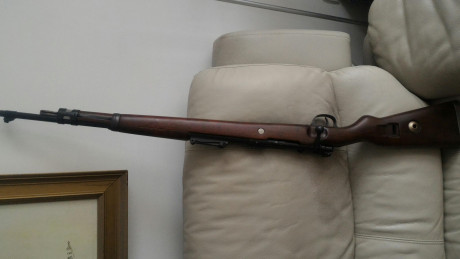 Buenas, lo dicho vendo K98 fabricación Mauser byf, 1944, buen estriado, en muy buen estado.
Calibre original 10