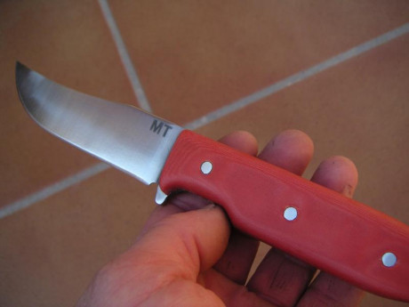 Os presento el nuevo cuchillo MT Alimaña, diseñado por Manuel de la Torre con mi humilde colaboración. 90