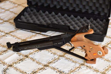 Pistola de aire comprimido Baikal MP-46M en calibre 4. 5mm. Carga manual. 
Fue un regalo para mi mujer, 00