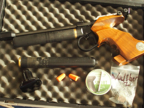 Se vende extraordinaria pistola de competición Walther CP2 modelo Match, mejorado el punto de mira y con 00