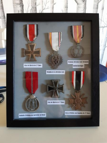 A ver que os parecen estas medallas de un divisionario tío de mi mujer. 10