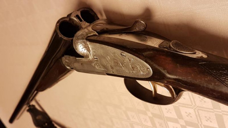 Vendo preciosa escopeta de caza por 90 euros, calibre 12/70, Crucelegui Hermanos. Año 1961 (J1). Choques 21