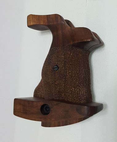 Vendo empuñadura anatómica regulable de madera, nueva sin retocar, para revólveres S&W de armazón 00
