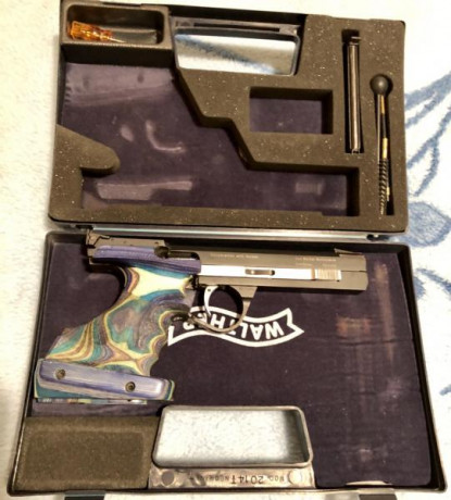 Vendo pistola de competición WALTHER KSP200 del calibre 22 LR !!!
Maletín, 2 cargadores y empuñadura original 00