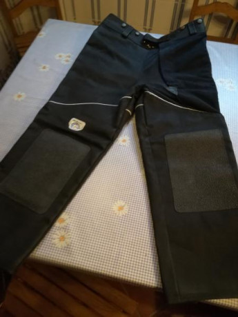 Pantalon Tiro Olimpico. Marca AGH Anschutz, modelo 144 Standard
Como nuevo. Prácticamente sin uso. Comprado 11