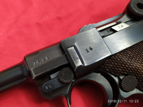 Buenas, lo dicho vendo Luger P08, de 1939, números coincidentes, incluso cargador ya que coincide número 01