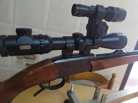buenas compañeros, vendo rifle Baikal, monotiro, de calibre 30 06, especial para aguardos, es ligero para 02