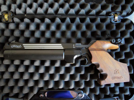 Vendo pistola de Tiro Olímpico modelo Walther LP 200.
- Calibre 4,5
- Peso 1.100 g
- Longitud de miras 00