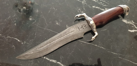 Busco a alguien que tenga y que estuviese interesado en vender un cuchillo de la marca MUELA, modelo ÁGUILA 62