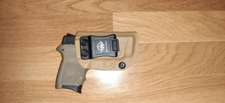 Vendo pistola Smith Wesson MP Bodyguard calibre 380 que es el 9 corto. Pistola comprada en enero de este 31