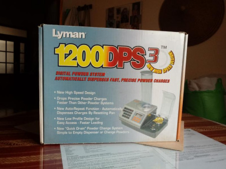 Hola A todos:
Vendo dosificador LYMAN1200DPS Tm..
Muy poco usado,con todos sus elementos y alimentador 02