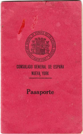  EN RECUERDO Y HOMENAJE A LOS QUE YA NO ESTÁN. 

Si pones en  GOOGLE   PASAPORTES EN LA MEMORIA  da igual 82