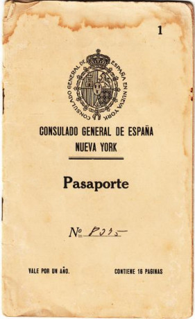  EN RECUERDO Y HOMENAJE A LOS QUE YA NO ESTÁN. 

Si pones en  GOOGLE   PASAPORTES EN LA MEMORIA  da igual 81