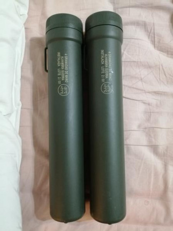 Vendo tubos porta-granadas de guerra Alhambra del Ejército de Tierra. Nuevos y sin señales ni desperfectos.
A 00