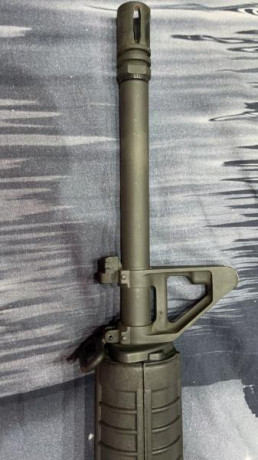 En venta rifle Ar15 marca Olimpic Mod MFR cañón pesado en calibre 222R, con visor Trijicon Reflex 1x24 12