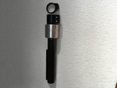 Se vende este sintonizador starik carbone tube,es el modelo corto y estaba montado en una walther kk500,esta 00