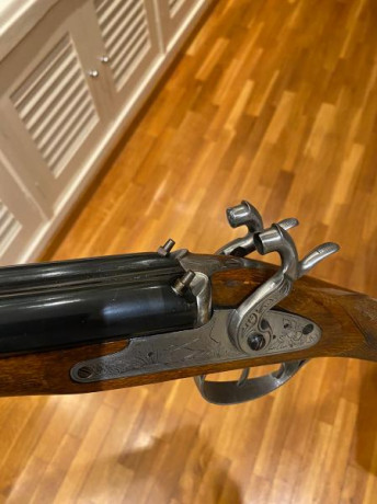 Vendo escopeta paralela de avancarga marca Dikar (Bergara)
Los metales y maderas en muy buen estado. Puedes 11