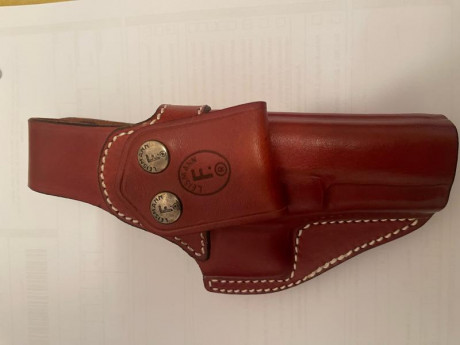 Se venden varias fundas de pistola GLOCK 17 valida para la 19 tambien.
Safariland de seguridad (usada 00